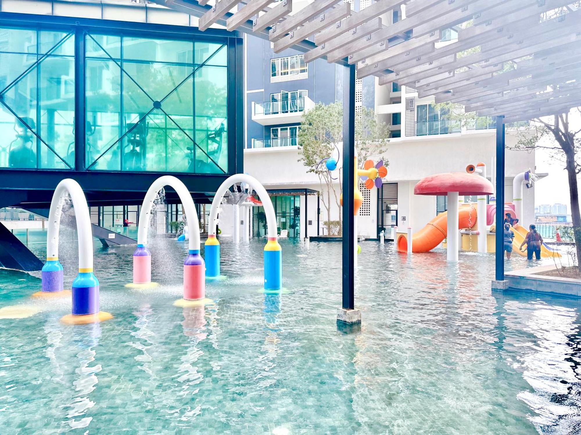 New! The Shore Residences 3br Luxury I Direct Access To Shopping I 6-10pax I 10minsjonker Pangsapuri *