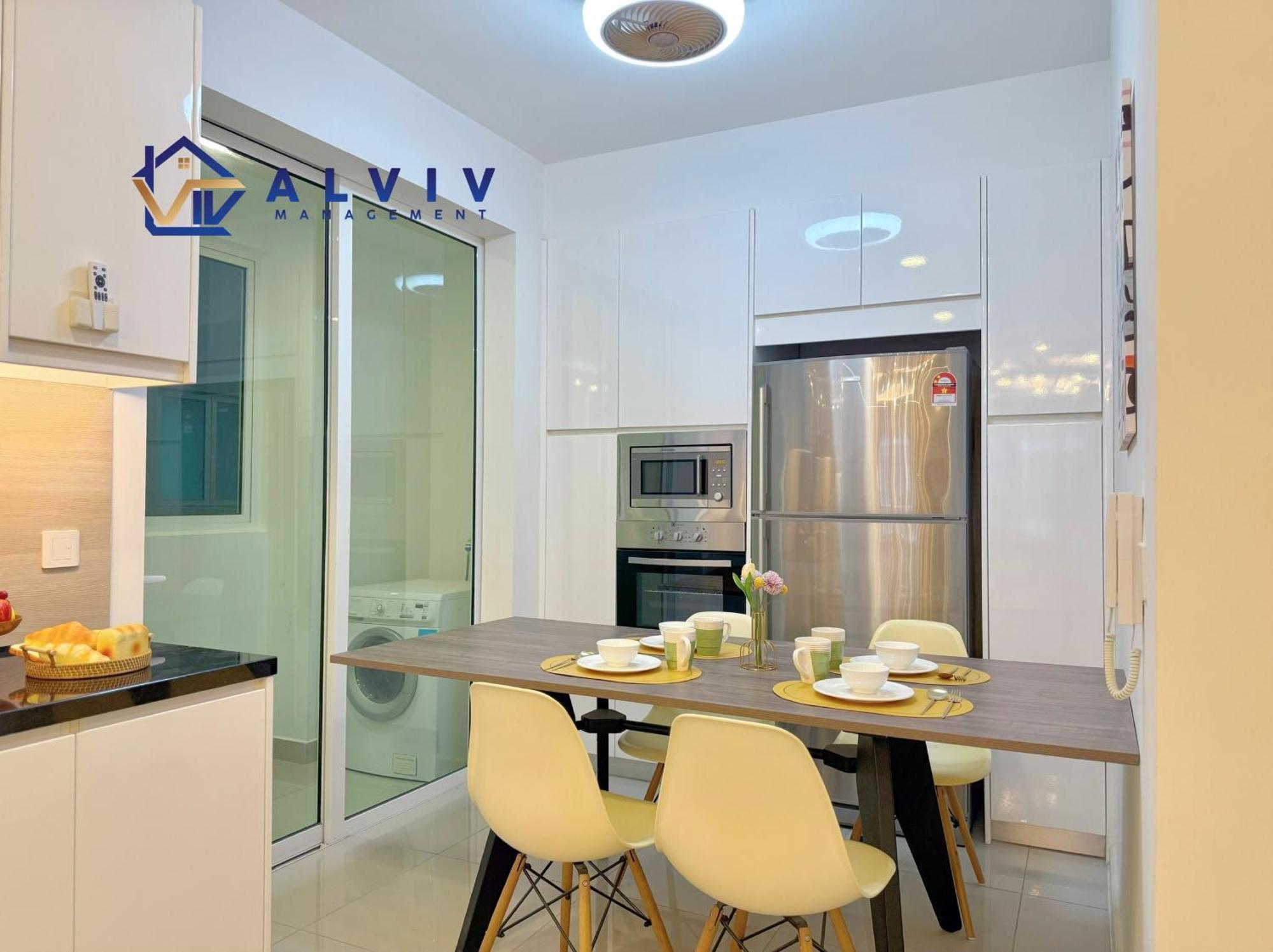 Pangsapuri New! The Shore Residences 3br Luxury I Direct Access To Shopping I 6-10pax I 10minsjonker Malacca